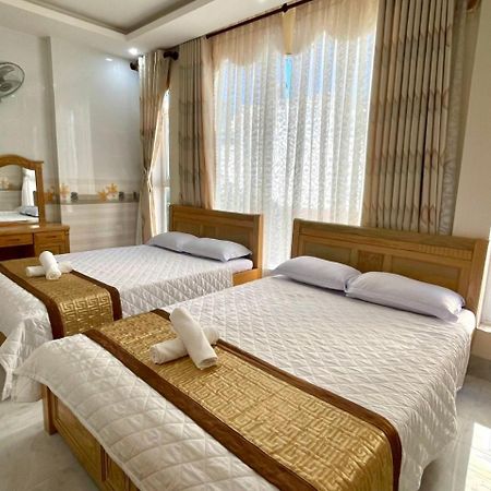 Motel Thuy Tien Vung Tau Exteriör bild