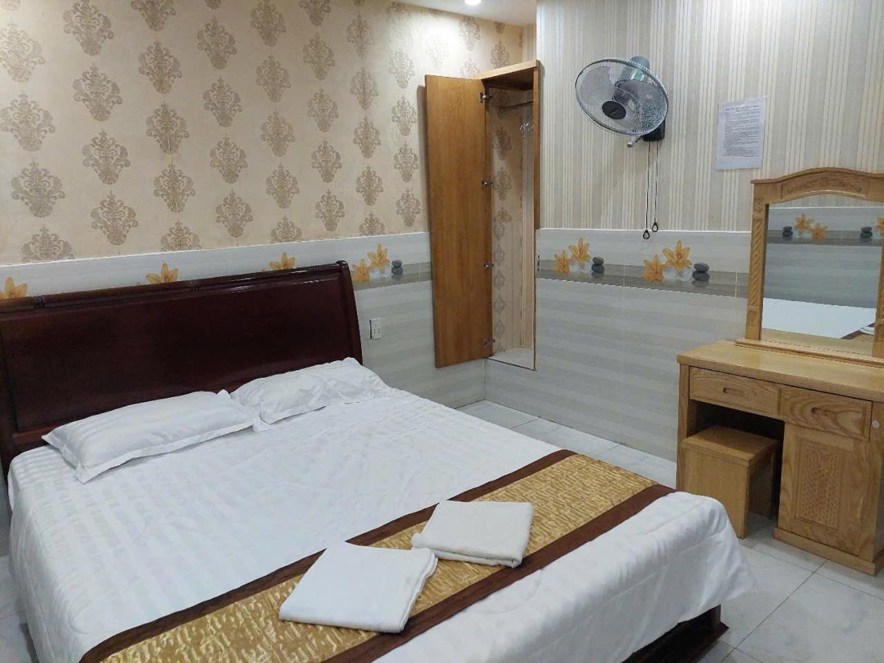 Motel Thuy Tien Vung Tau Exteriör bild