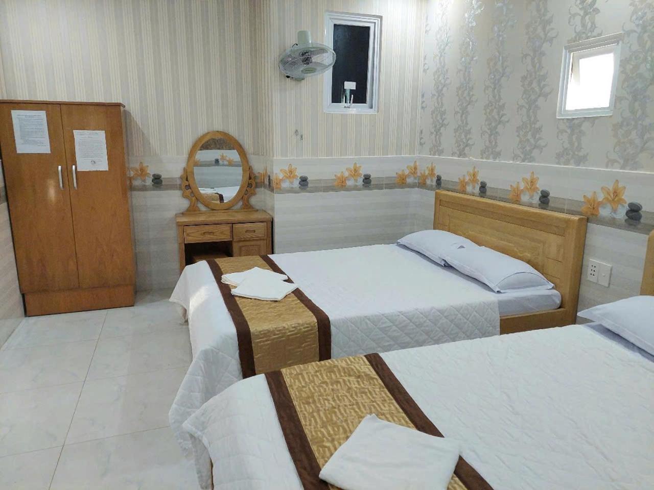 Motel Thuy Tien Vung Tau Exteriör bild