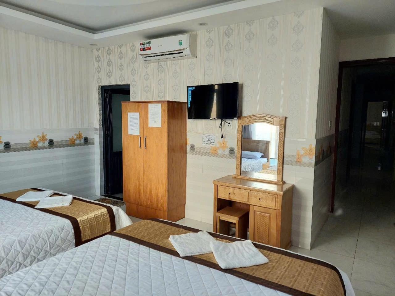 Motel Thuy Tien Vung Tau Exteriör bild
